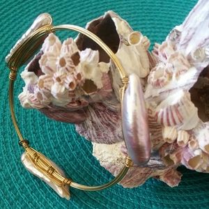 Beautiful Mother of pearl bracelet